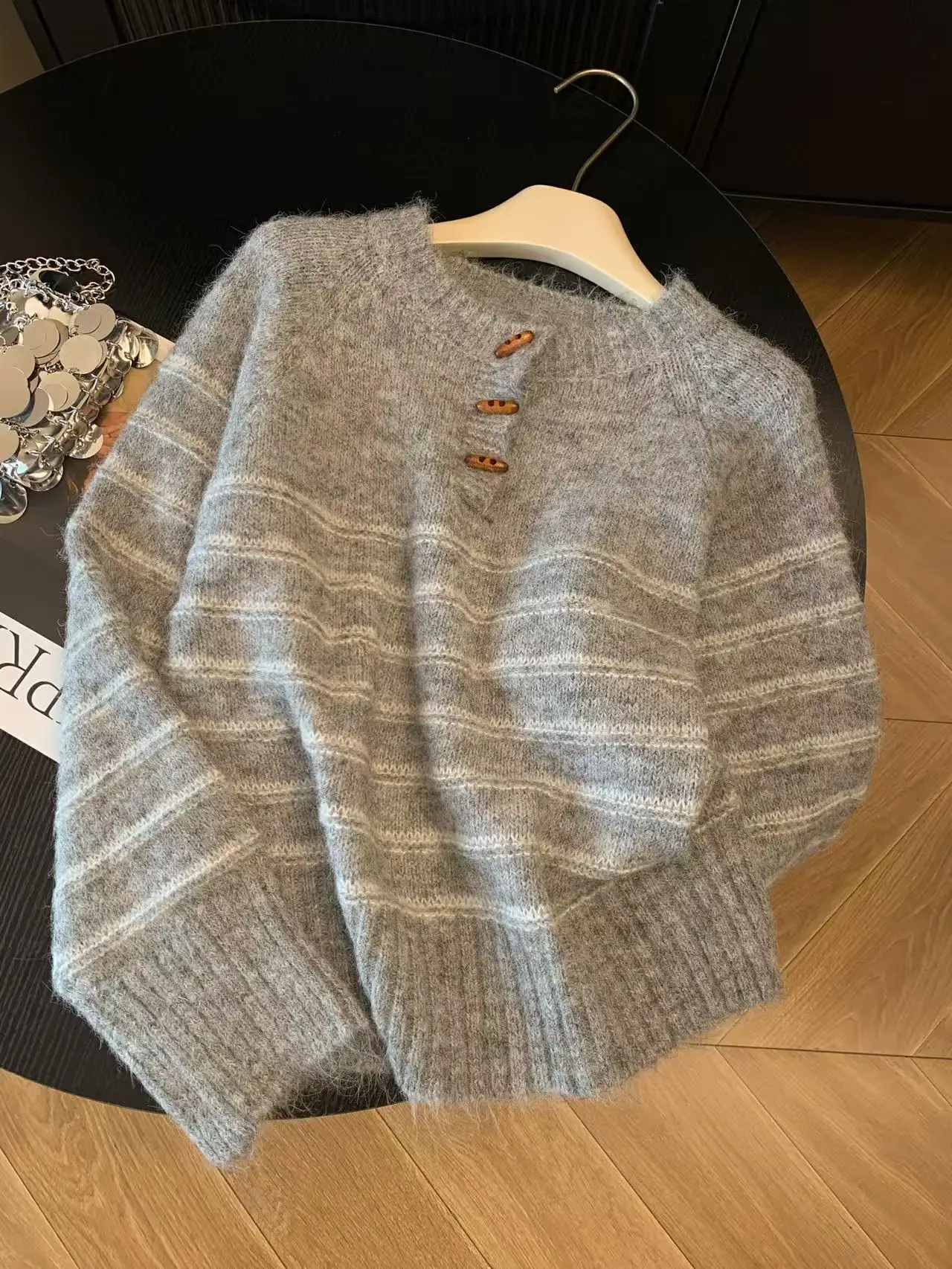 Sweater Wol Kasmir Bergaris Wa - Embroidery Origin ulasan dan harga