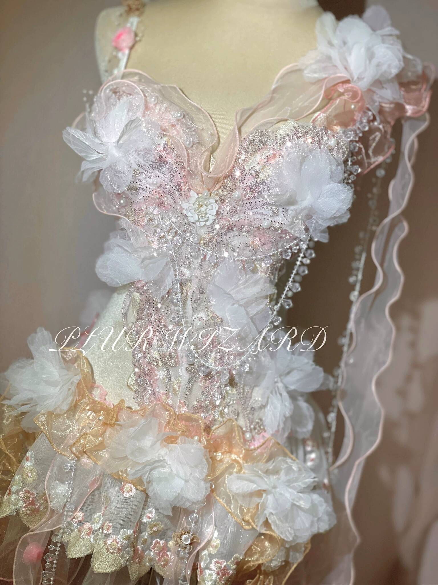 Gaun Pertunjukan Bikini Seksi  - Embroidery Dress ulasan dan harga