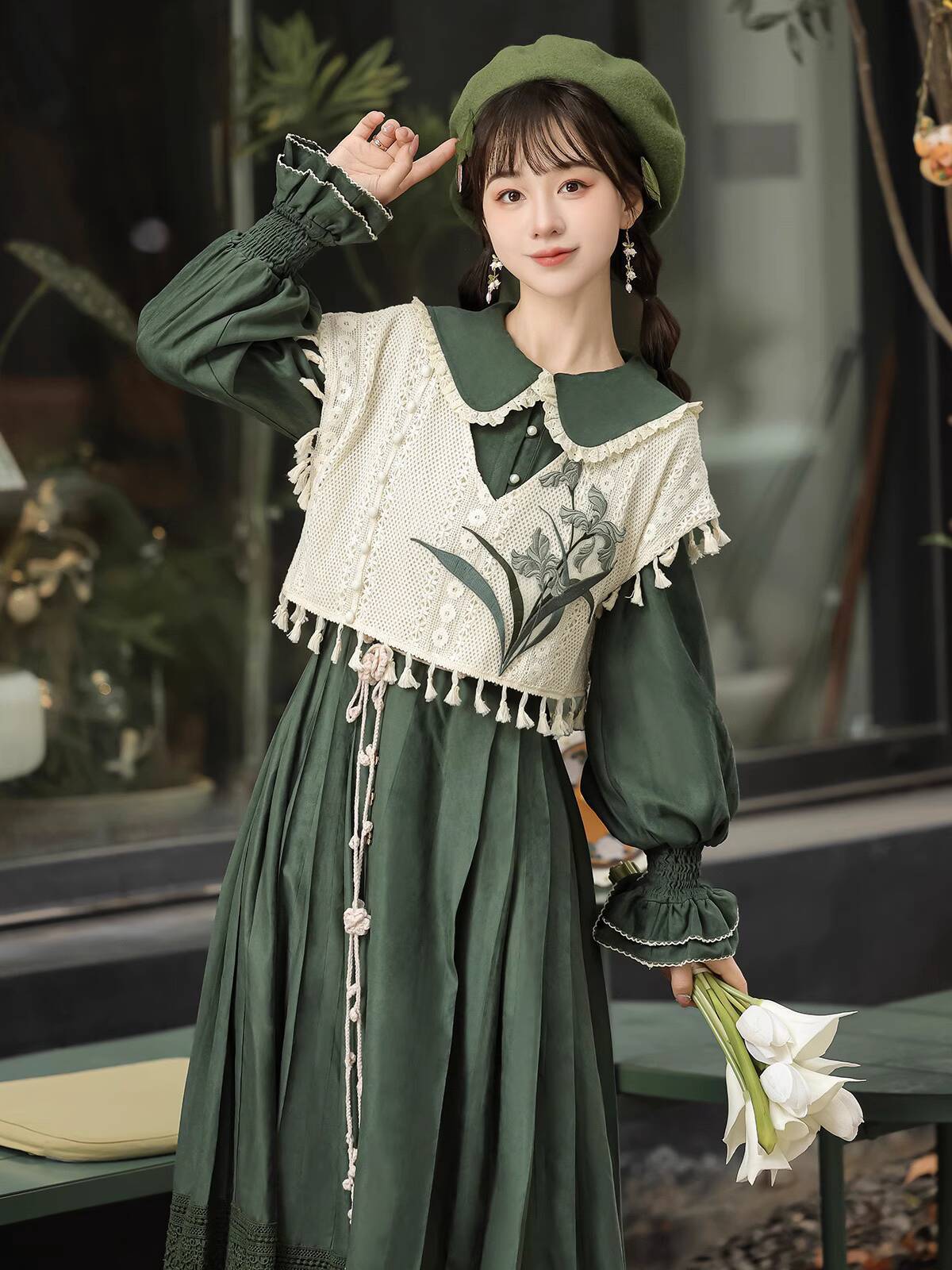 Set Gaun Lolita Hijau Vintage  - Embroidery Dress ulasan dan harga