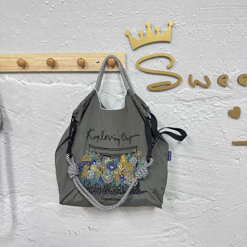 Tas Selempang Nilon Kapasitas  - Embroidery Paper ulasan dan harga