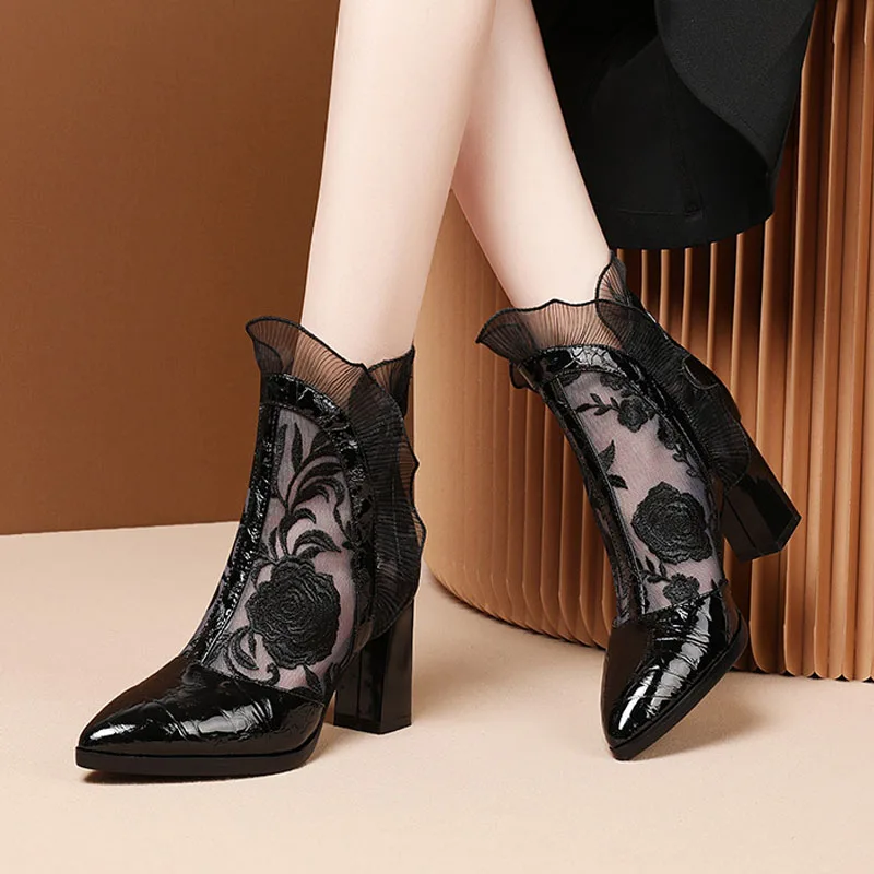 Sepatu Boots Wanita Hak Tinggi - Embroidery Dress ulasan dan harga