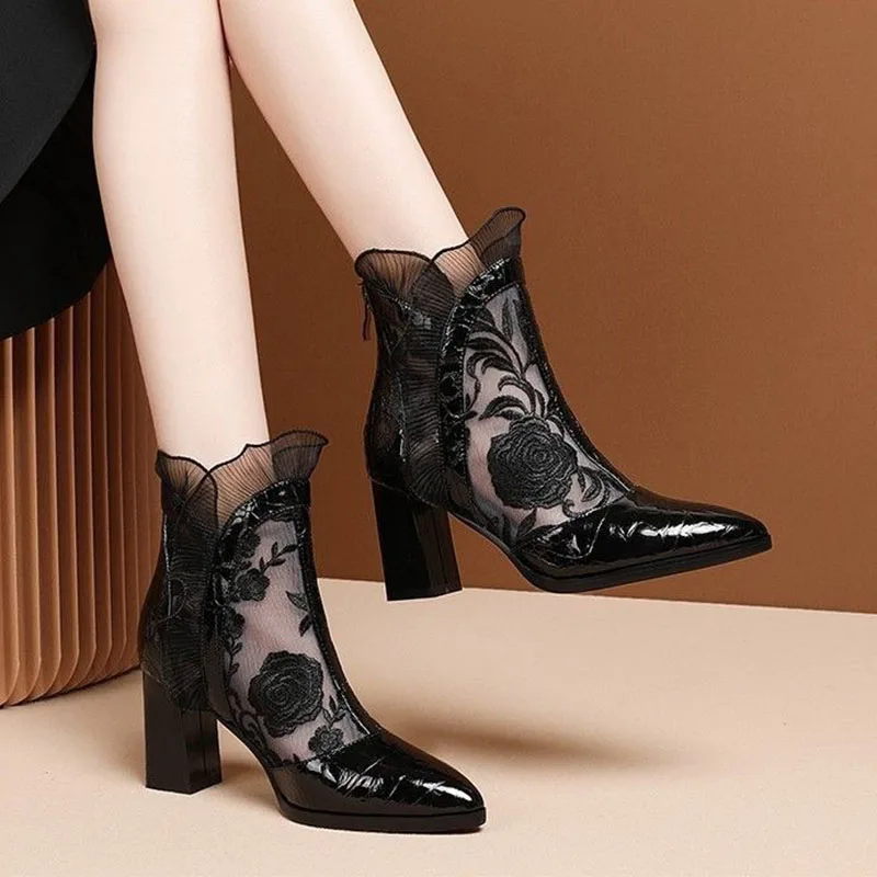 Sepatu Boots Wanita Hak Tinggi - Embroidery Dress ulasan dan harga